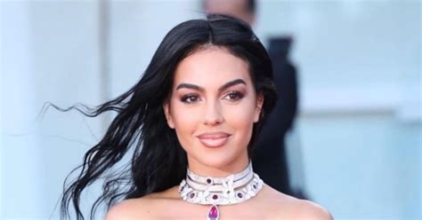 how old is georgina rodriguez.